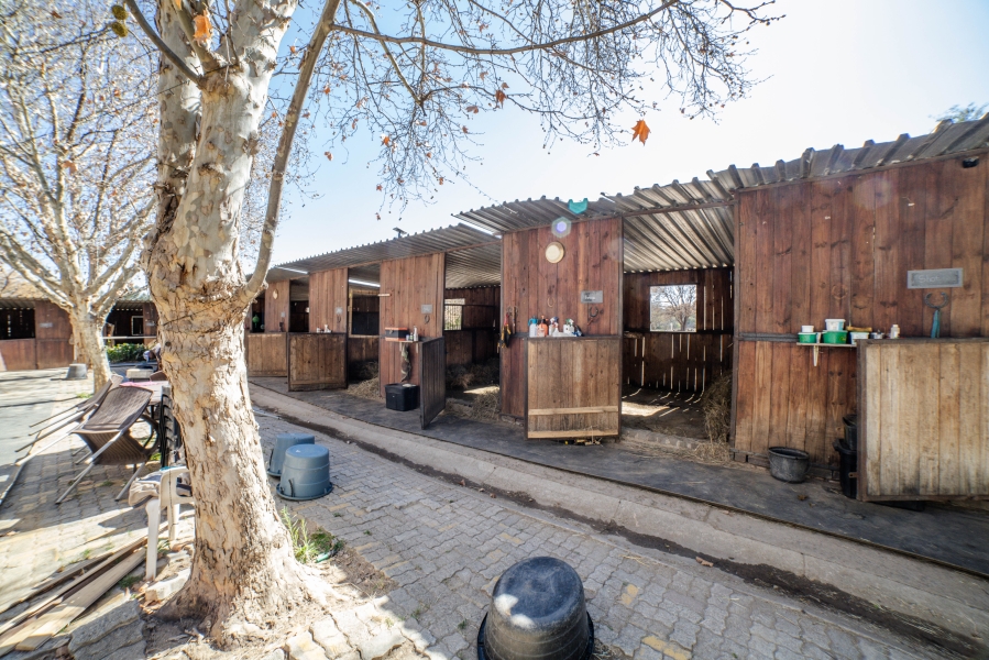 To Let 3 Bedroom Property for Rent in Chartwell Gauteng