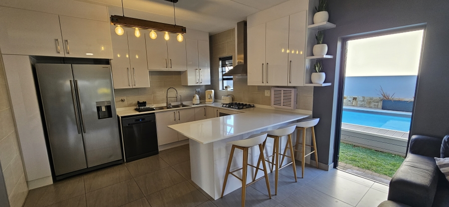 3 Bedroom Property for Sale in Meyersdal Gauteng