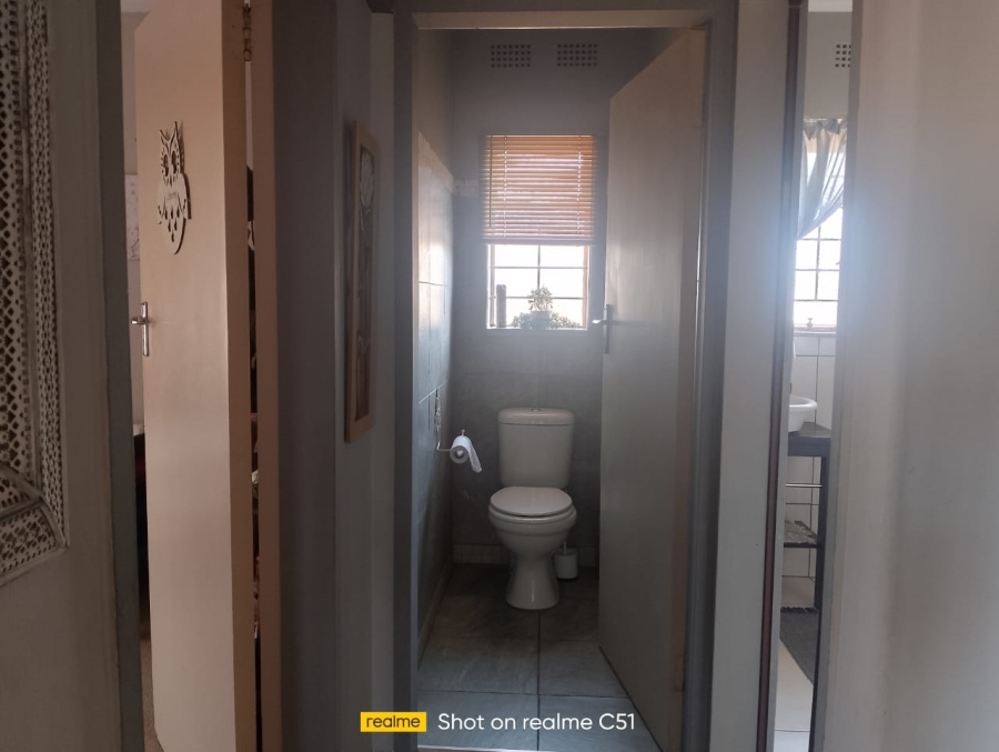 3 Bedroom Property for Sale in Edelweiss Gauteng