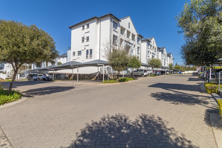 1 Bedroom Property for Sale in Petervale Gauteng
