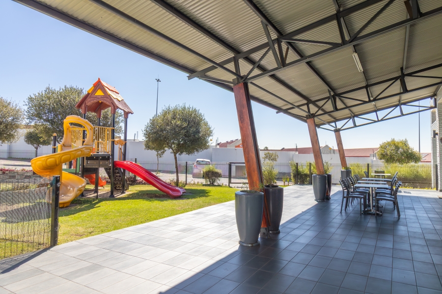 1 Bedroom Property for Sale in Petervale Gauteng