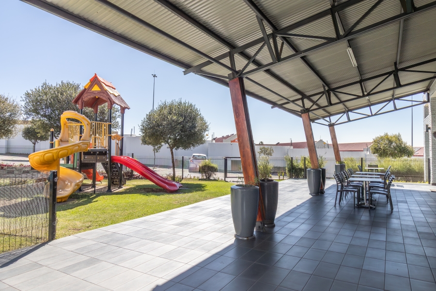 1 Bedroom Property for Sale in Petervale Gauteng