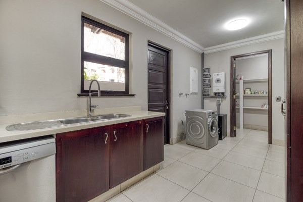 4 Bedroom Property for Sale in Dainfern Valley Gauteng