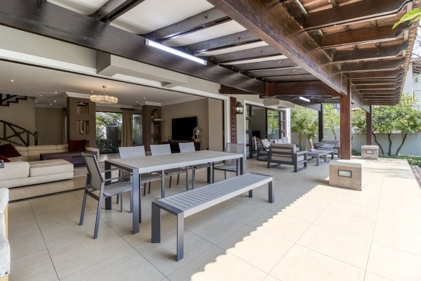 4 Bedroom Property for Sale in Dainfern Valley Gauteng