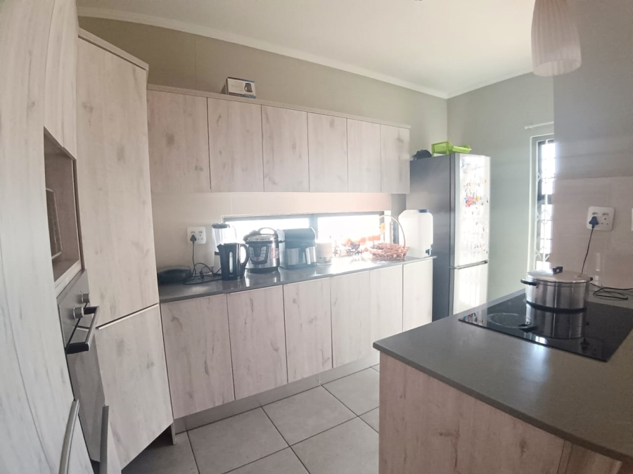 3 Bedroom Property for Sale in Amberfield Gauteng
