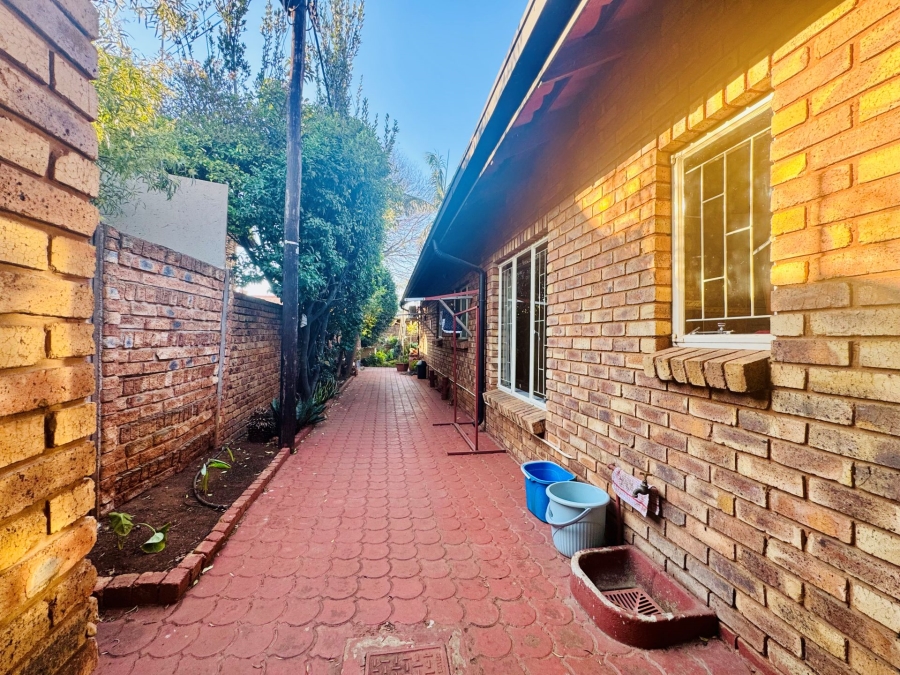 3 Bedroom Property for Sale in Montana Park Gauteng