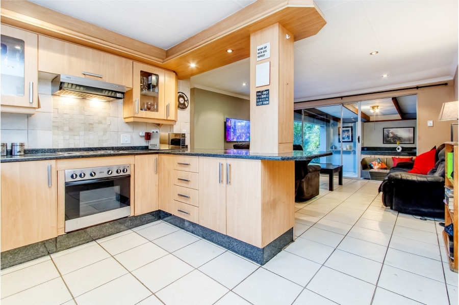 2 Bedroom Property for Sale in Noordhang Gauteng
