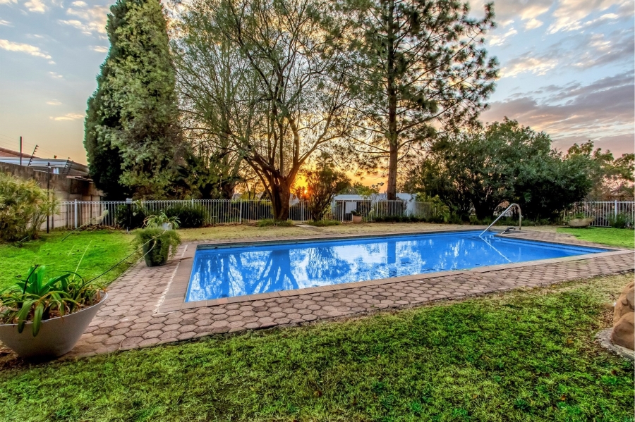 2 Bedroom Property for Sale in Noordhang Gauteng