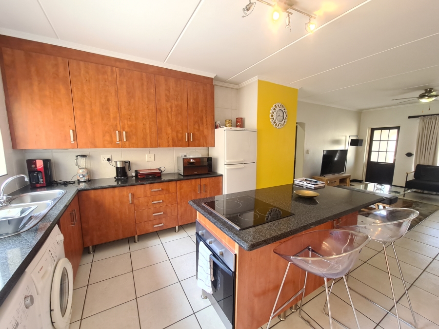 2 Bedroom Property for Sale in Sunninghill Gauteng