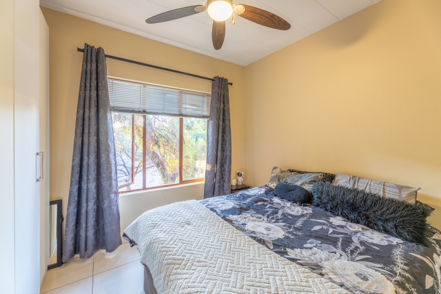 1 Bedroom Property for Sale in Magaliessig Gauteng