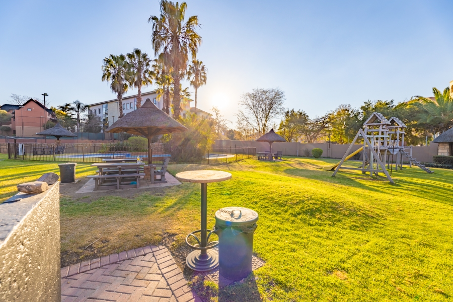 1 Bedroom Property for Sale in Magaliessig Gauteng
