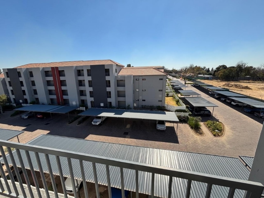 To Let 1 Bedroom Property for Rent in Chartwell Gauteng