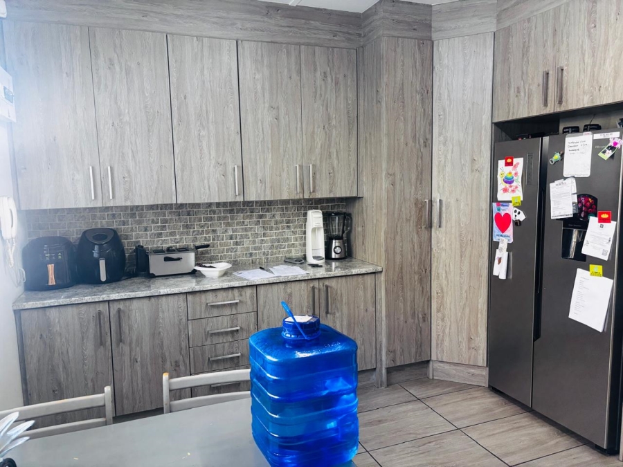 4 Bedroom Property for Sale in Krugersdorp North Gauteng
