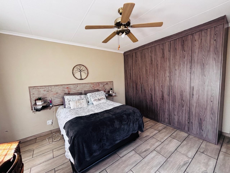 4 Bedroom Property for Sale in Krugersdorp North Gauteng