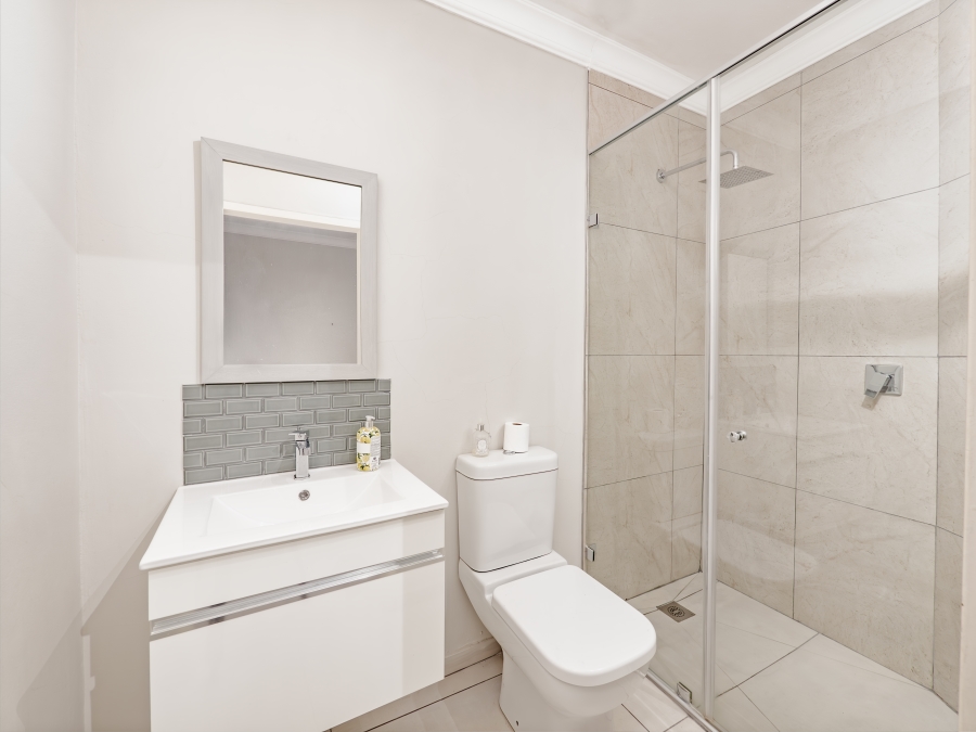 5 Bedroom Property for Sale in Sandhurst Gauteng