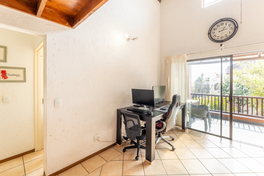 2 Bedroom Property for Sale in Douglasdale Gauteng
