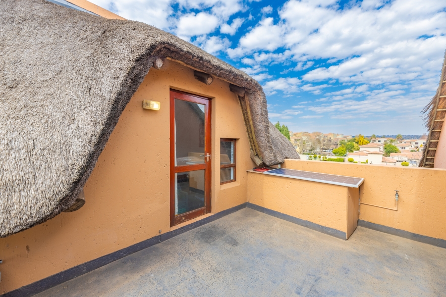 2 Bedroom Property for Sale in Douglasdale Gauteng