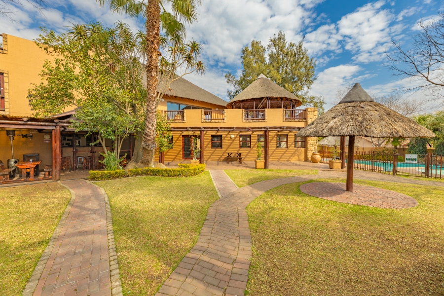 2 Bedroom Property for Sale in Douglasdale Gauteng