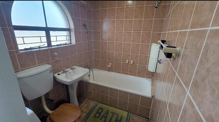 4 Bedroom Property for Sale in Brackenhurst Gauteng