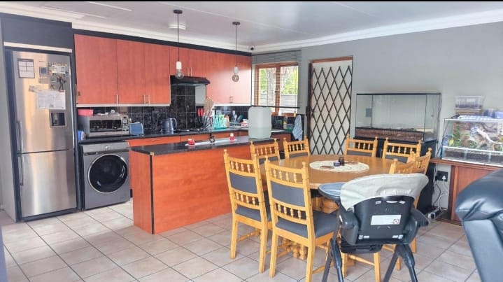 4 Bedroom Property for Sale in Brackenhurst Gauteng
