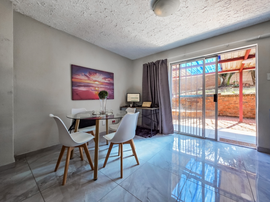 3 Bedroom Property for Sale in Garsfontein Gauteng