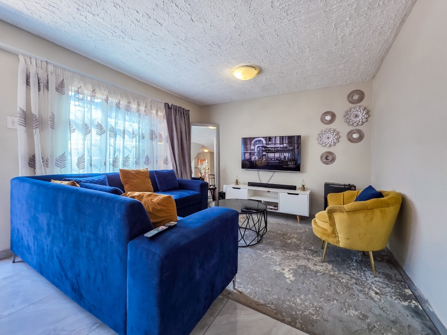 3 Bedroom Property for Sale in Garsfontein Gauteng
