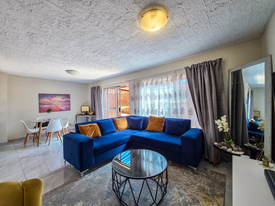 3 Bedroom Property for Sale in Garsfontein Gauteng