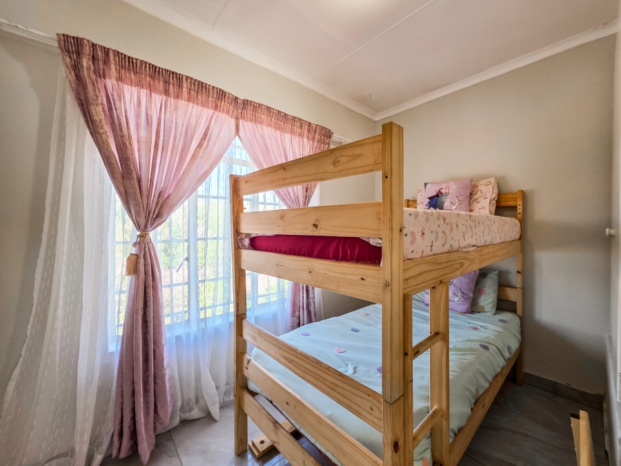 3 Bedroom Property for Sale in Garsfontein Gauteng
