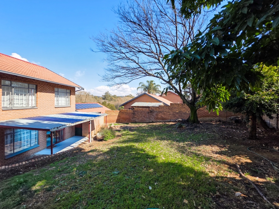 3 Bedroom Property for Sale in Garsfontein Gauteng
