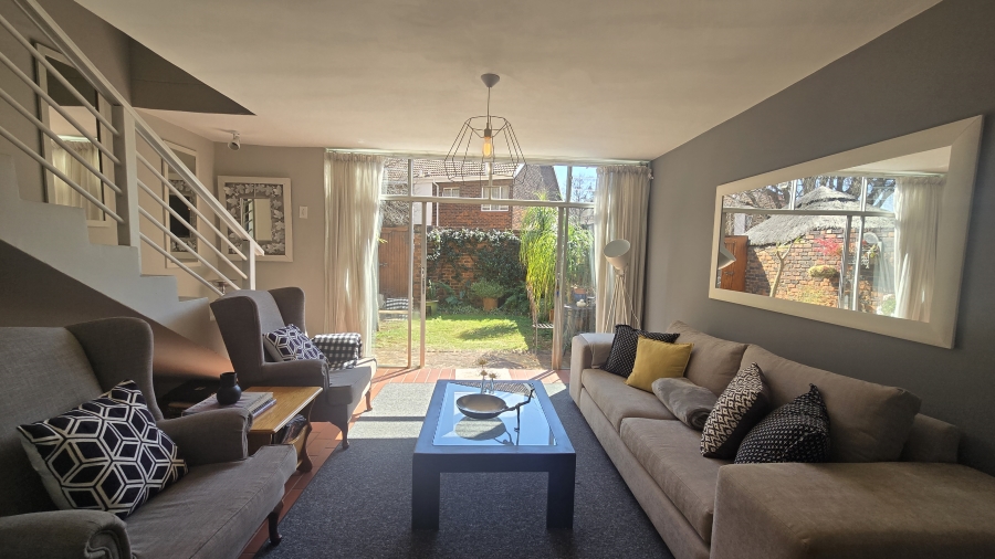2 Bedroom Property for Sale in Garsfontein Gauteng