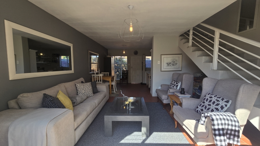 2 Bedroom Property for Sale in Garsfontein Gauteng