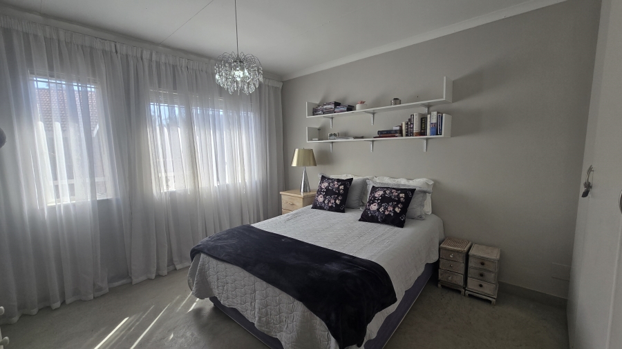 2 Bedroom Property for Sale in Garsfontein Gauteng