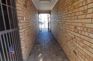 3 Bedroom Property for Sale in New Redruth Gauteng