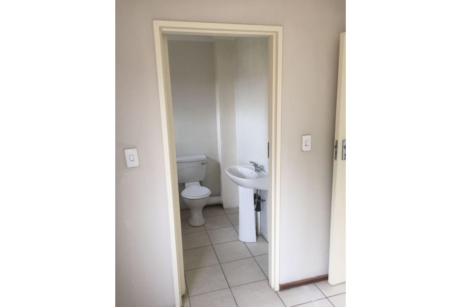 1 Bedroom Property for Sale in Morningside Gauteng
