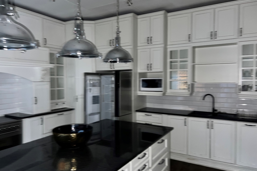 To Let 4 Bedroom Property for Rent in Craigavon Gauteng