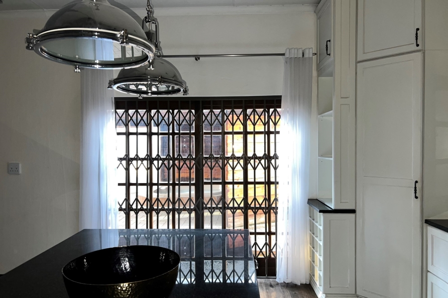 To Let 4 Bedroom Property for Rent in Craigavon Gauteng