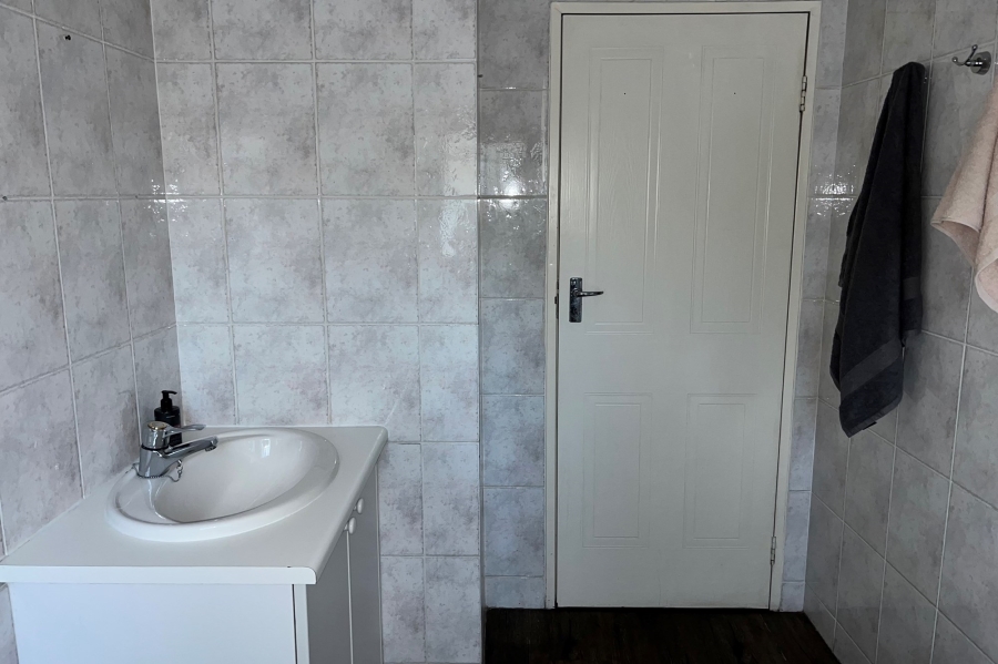 To Let 4 Bedroom Property for Rent in Craigavon Gauteng