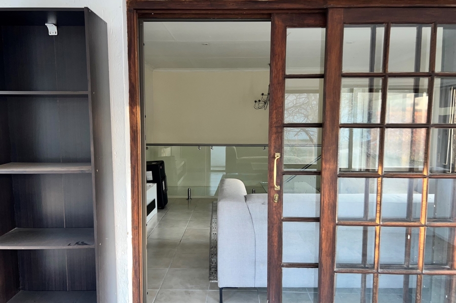 To Let 4 Bedroom Property for Rent in Craigavon Gauteng