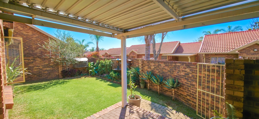 2 Bedroom Property for Sale in Equestria Gauteng