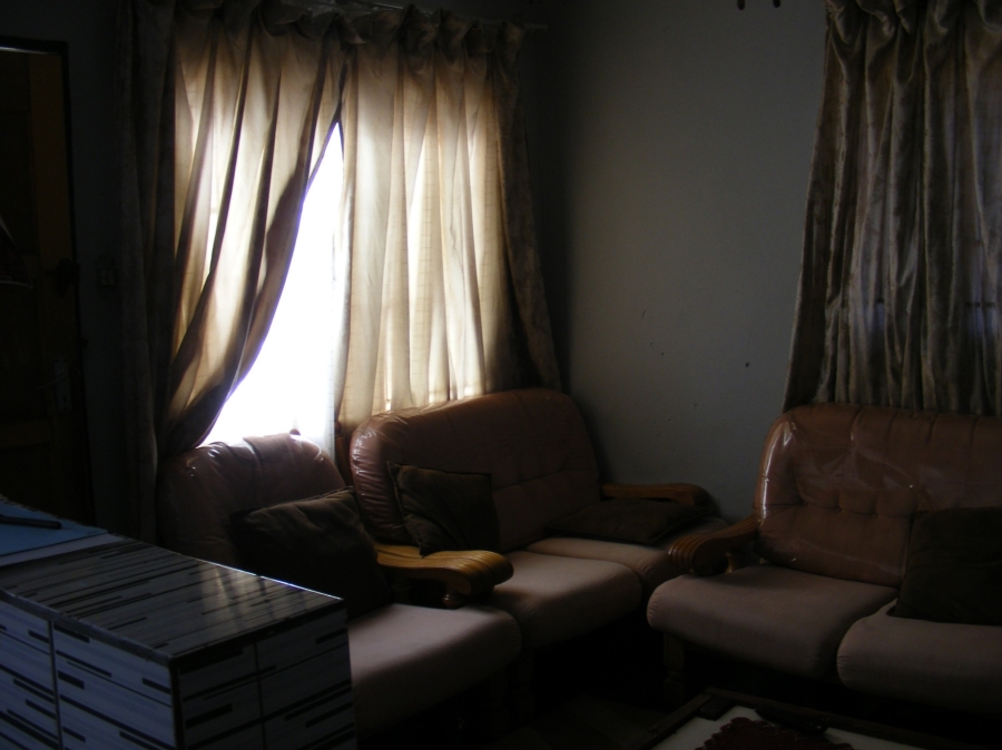 2 Bedroom Property for Sale in Lenasia South Gauteng