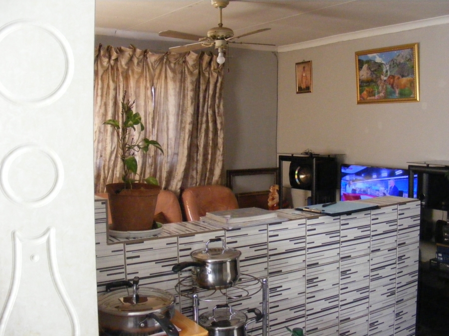 2 Bedroom Property for Sale in Lenasia South Gauteng