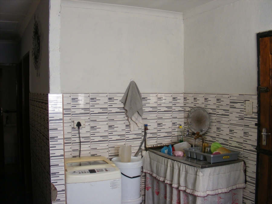 2 Bedroom Property for Sale in Lenasia South Gauteng