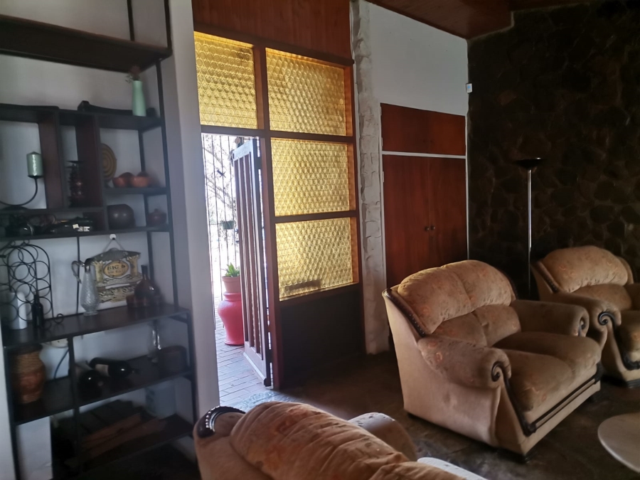 3 Bedroom Property for Sale in Theoville Gauteng