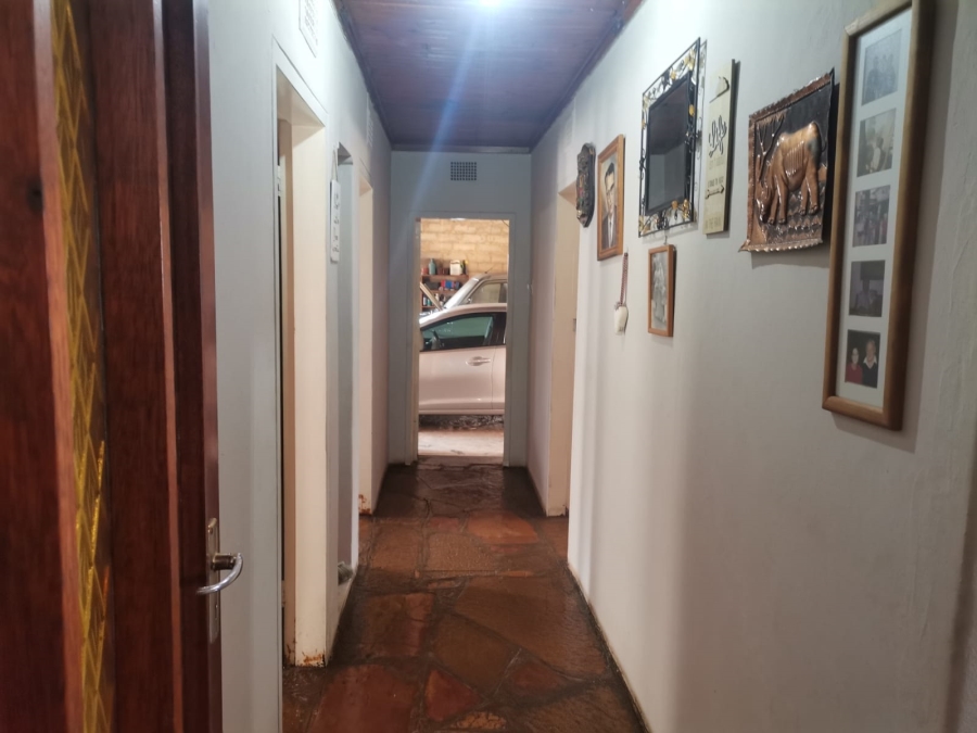3 Bedroom Property for Sale in Theoville Gauteng