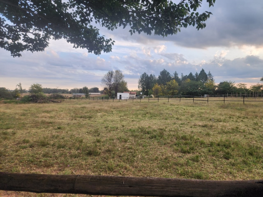 3 Bedroom Property for Sale in Theoville Gauteng