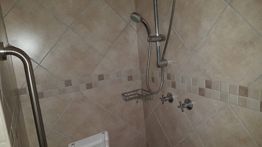 2 Bedroom Property for Sale in Brentwood Gauteng