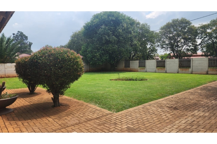 3 Bedroom Property for Sale in Casseldale Gauteng