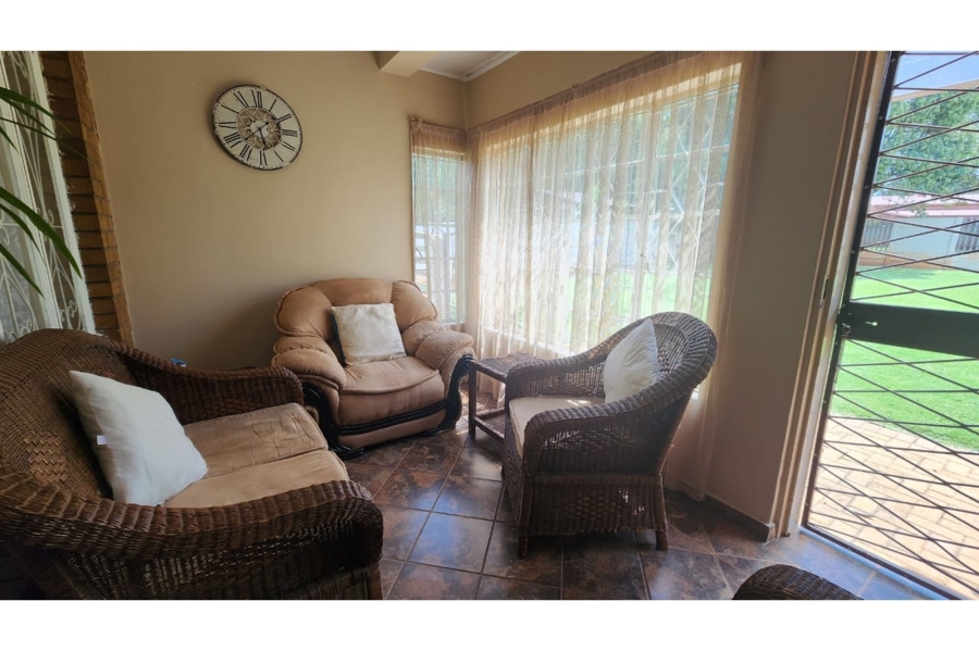 3 Bedroom Property for Sale in Casseldale Gauteng