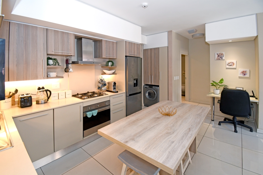 2 Bedroom Property for Sale in Rosebank Gauteng