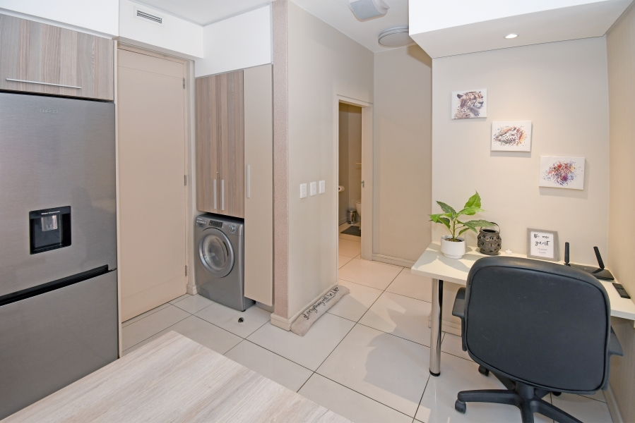 2 Bedroom Property for Sale in Rosebank Gauteng